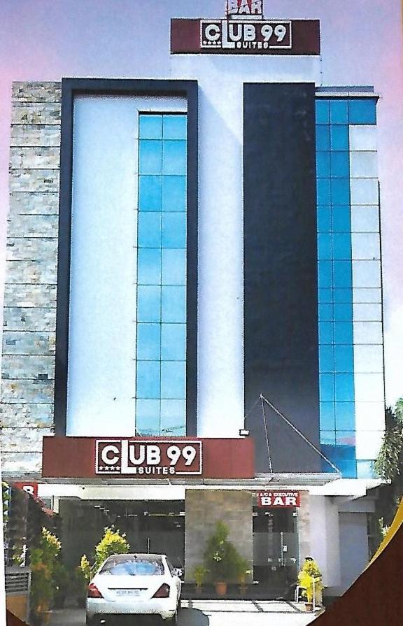 Club 99 Suites Kochi Εξωτερικό φωτογραφία